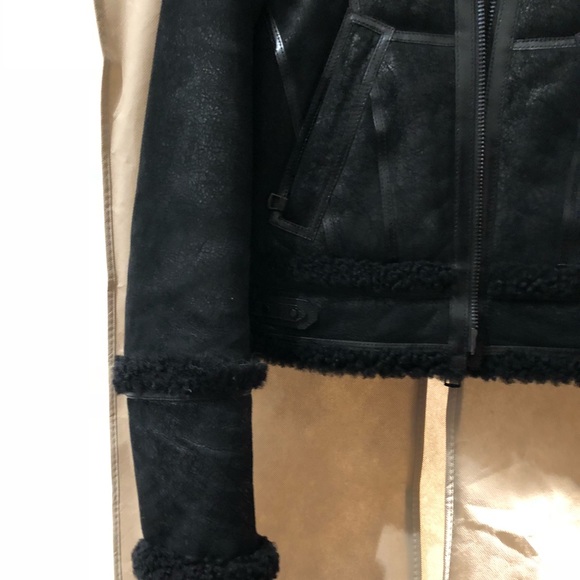 Authentic Burberry Lamb Shearling Twyford Jacket - Picture 5 of 7
